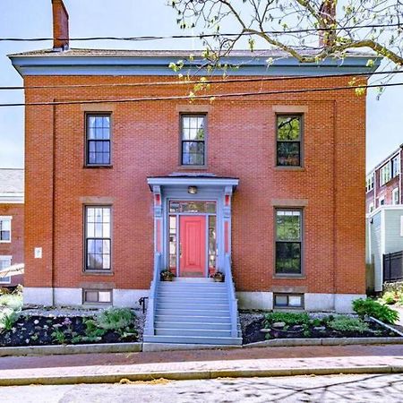 Historic Corner Apartment With Patio & Off Street Parking Portland Buitenkant foto